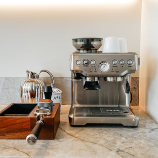 Sopresta Premium 54mm All-in-One Knockbox und Tamperstation für Sage aus Walnuss