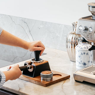 Sopresta Premium Kalibrierter Tamper mit Leveler 54 mm (Passend für Sage)